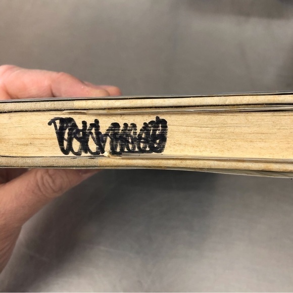 Out of the Dust by: Karen Hesse, hardback book - Picture 6 of 6